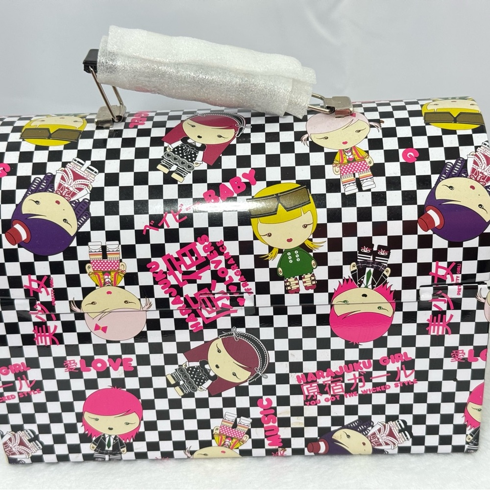 Gwen Stefani Harajuku Girls Limited Edition Checkered Lunch Box Make-up Tin New - Picture 6 of 15
